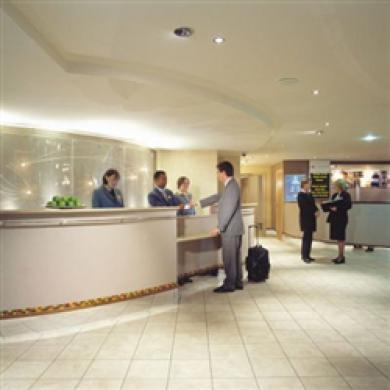 Hotel Courtyard By Marriott Glasgow Airport 4*